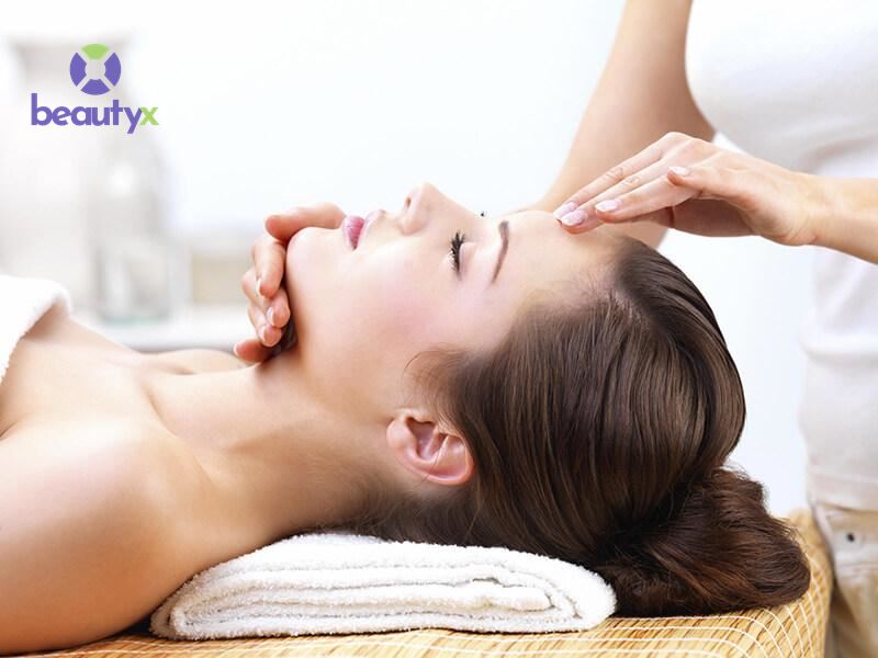 Bấm huyệt massage mặt, đầu