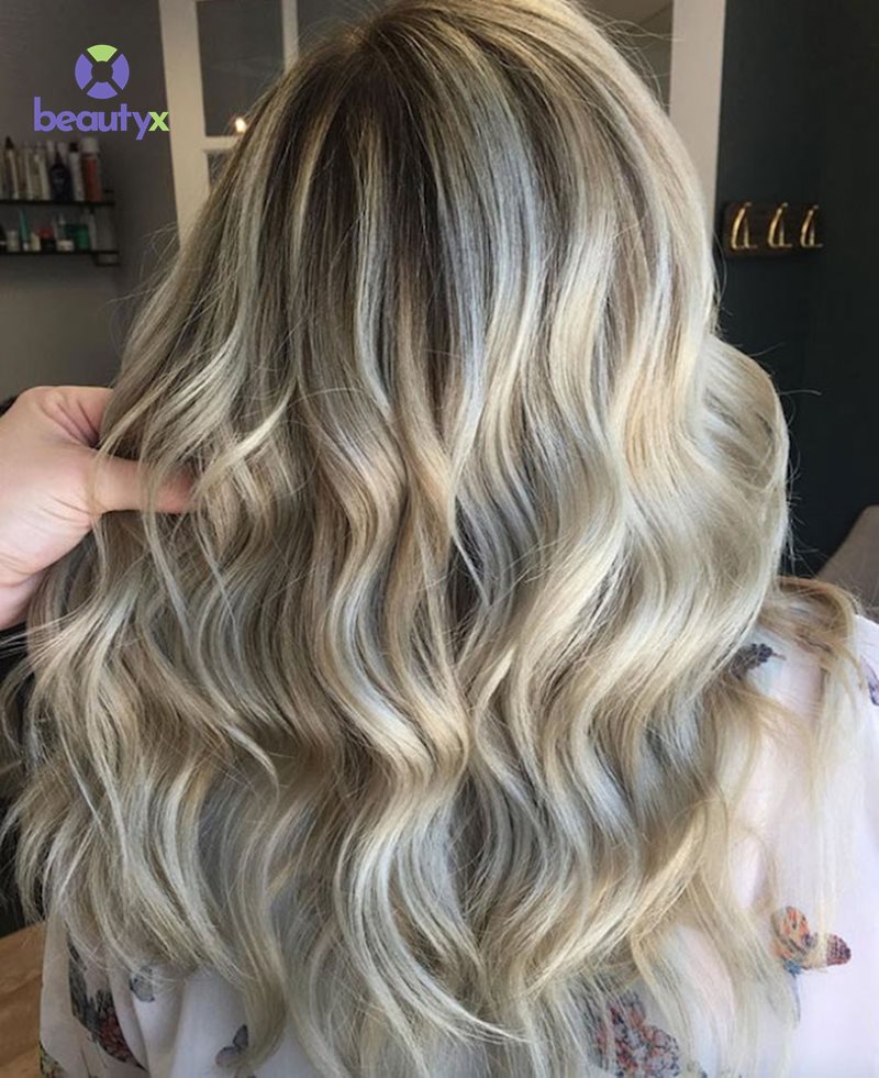 Balayage tông màu sáng nổi bật