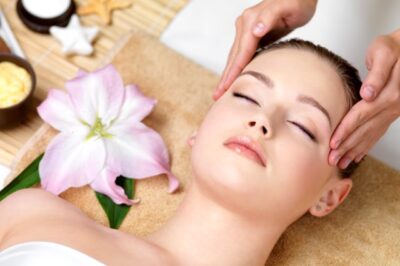 Bí quyết Gội đầu Massage thư giãn giúp tóc chắc khỏe