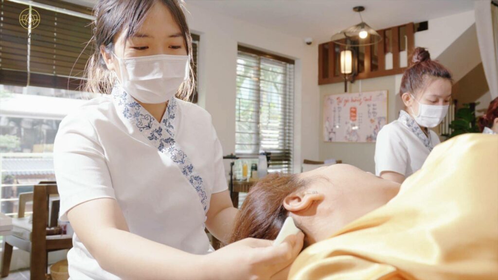 Massage cổ vai gáy
