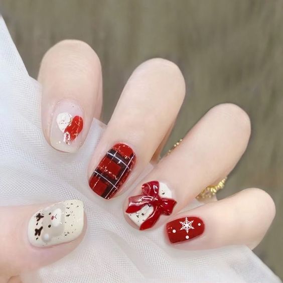 Mẫu nail đẹp cho noel