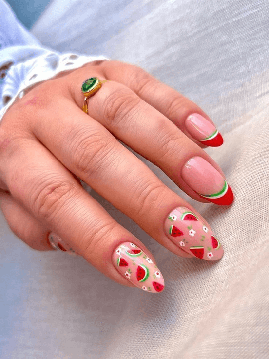 Mẫu nail tết dưa hấu