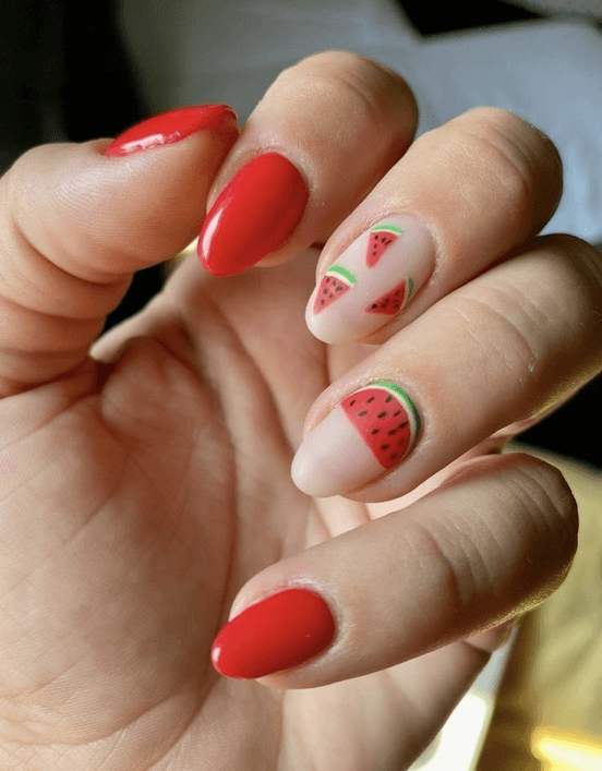 Mẫu nail tết dưa hấu