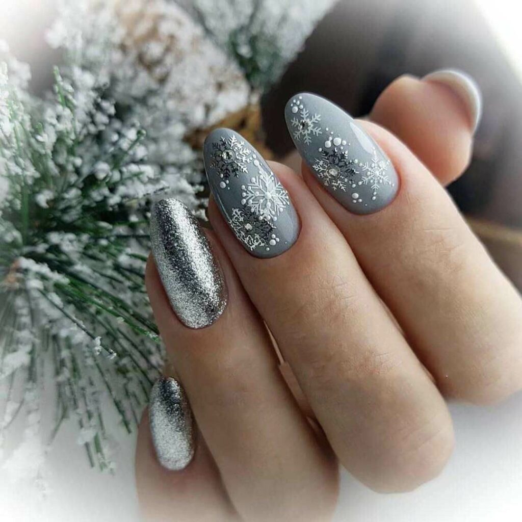 Mẫu nail noel đẹp được yêu thích nhất