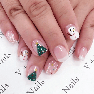 Nail cây thông noel