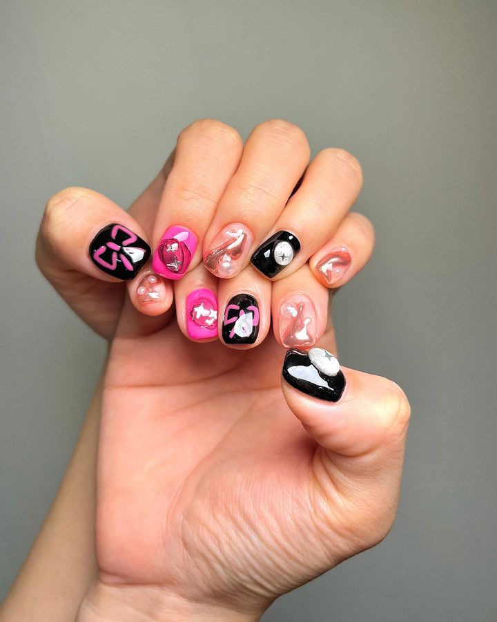 Mẫu nail tết đính đá cực đẹp cho chị em