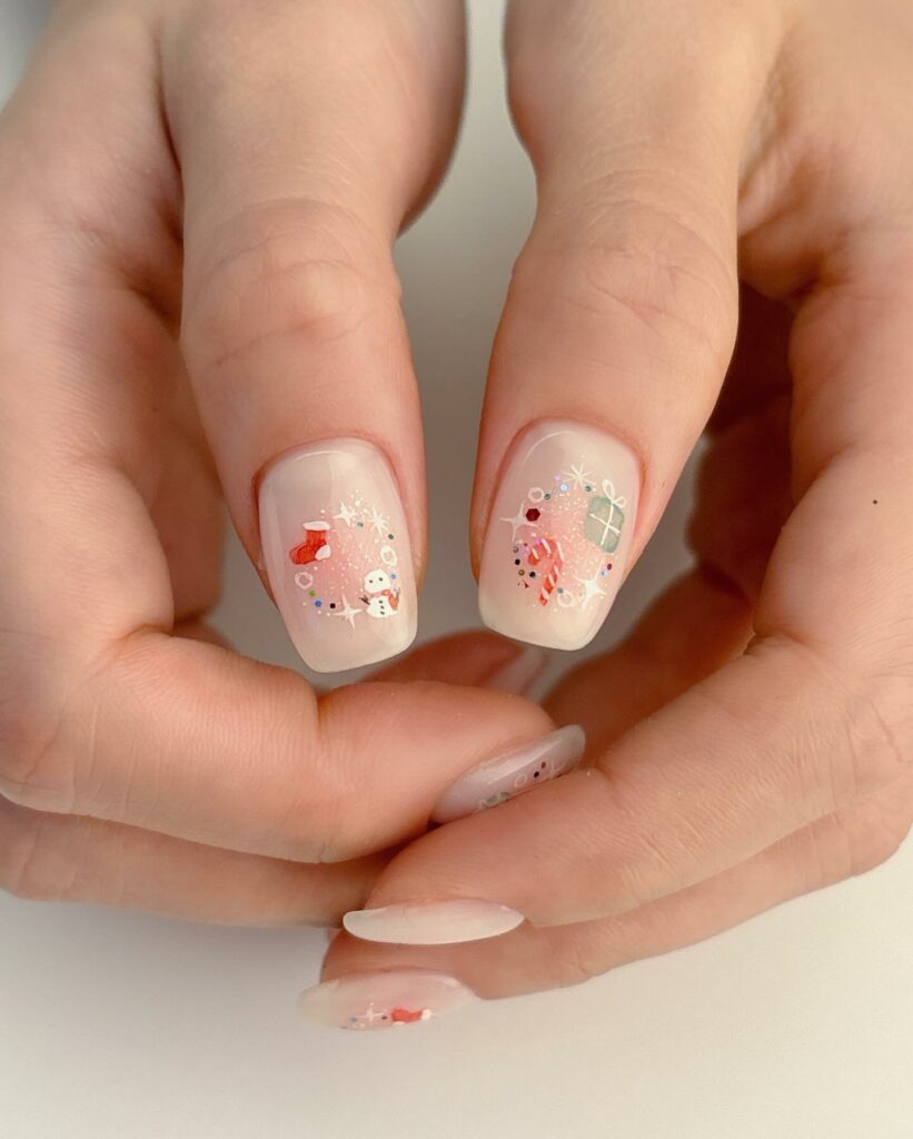 Mẫu nail tết với tone màu đỏ rực rỡ