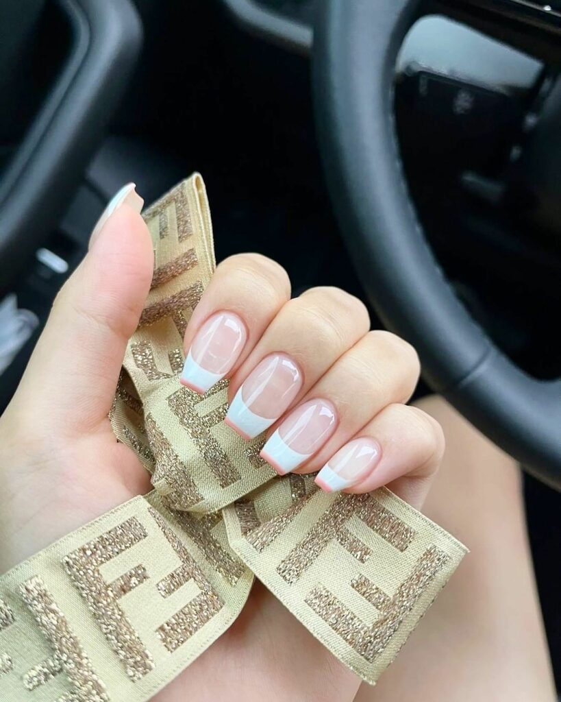 Mẫu nail tết vẽ mèo thần tài