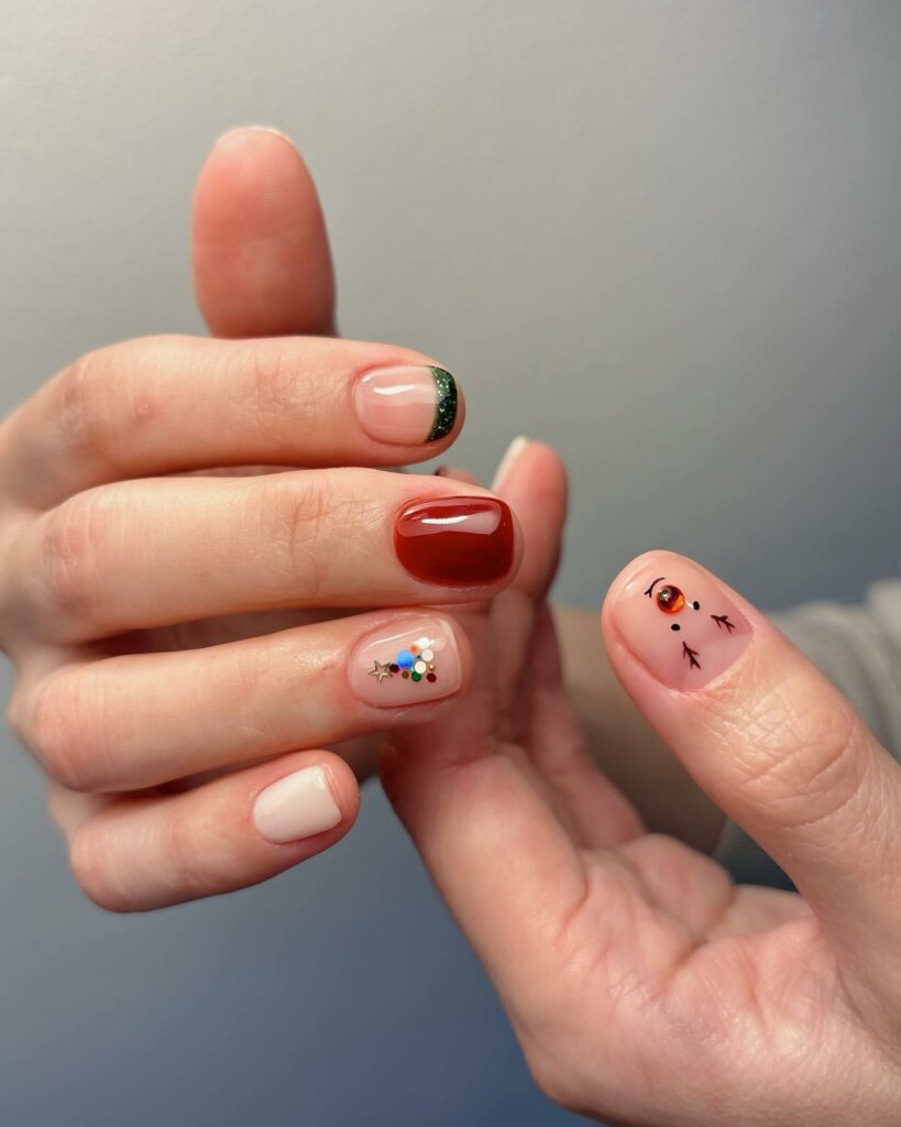 Mẫu nail đơn giản cho ngày tết