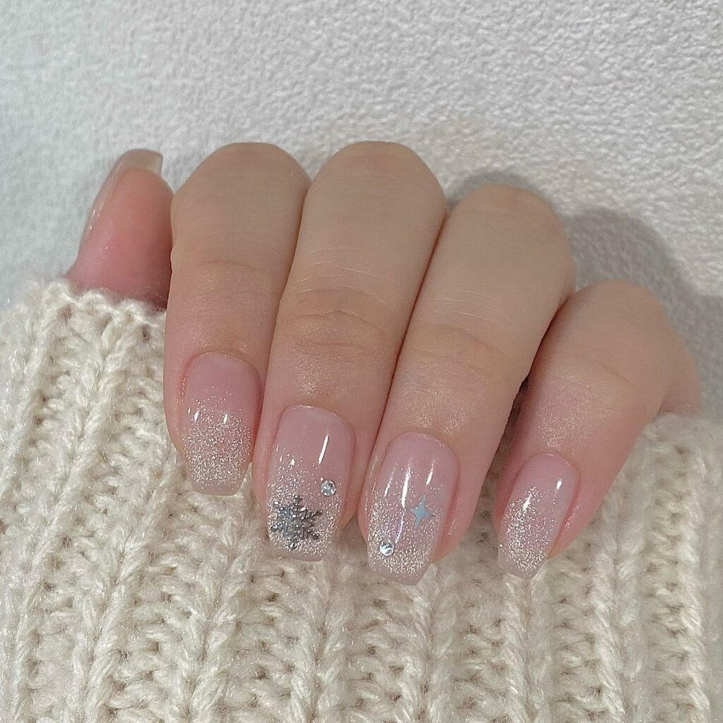 Top mẫu nail được yêu thích nhất trong mùa xuân năm nay