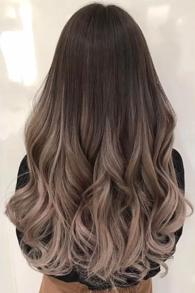 Tóc nhuộm nâu khói balayage