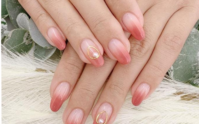 Mẫu nail đơn giản, tinh tế